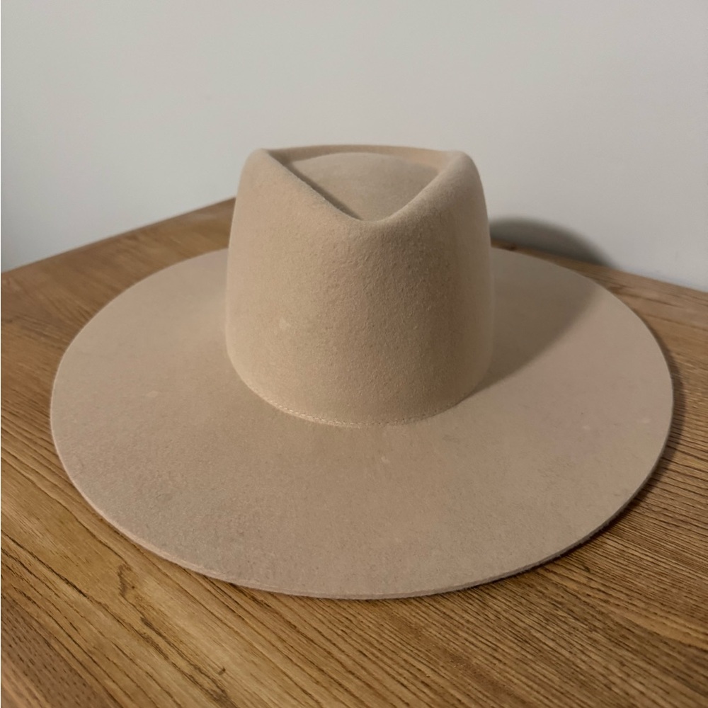 Beige Gigi Pip wide brim hat
